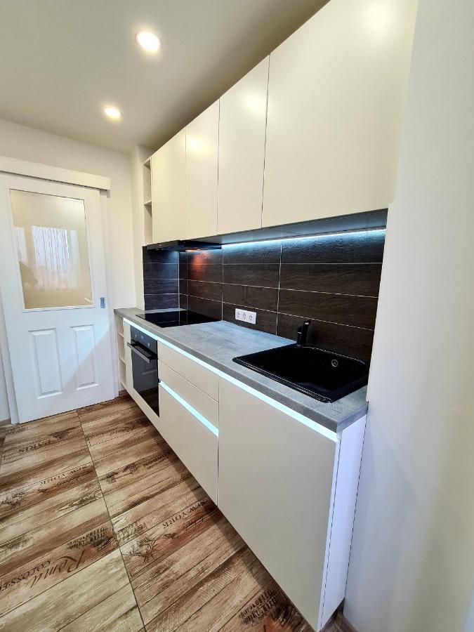 Best Apartment Central Hunedoara Ngoại thất bức ảnh