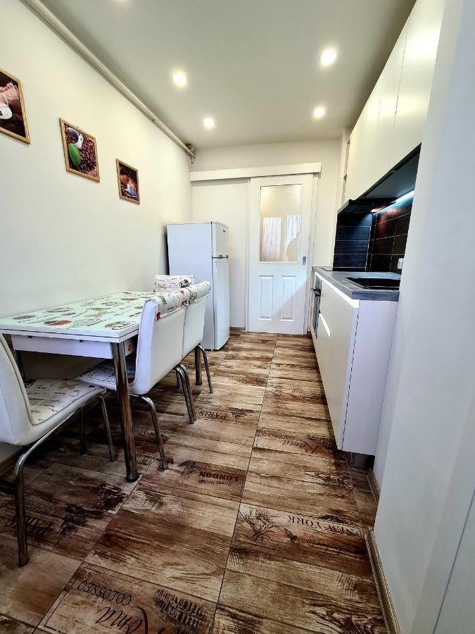 Best Apartment Central Hunedoara Ngoại thất bức ảnh