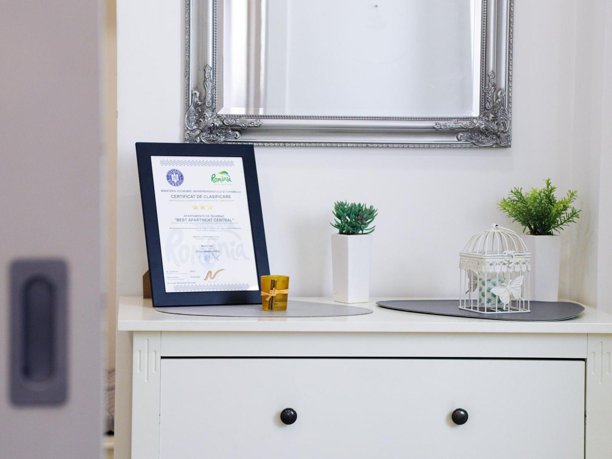 Best Apartment Central Hunedoara Ngoại thất bức ảnh